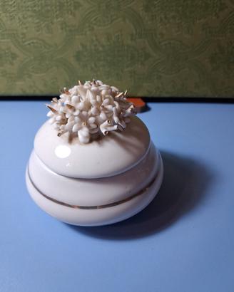 Cofanetto porcellana Capodimonte 