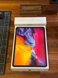 iPad Pro 11" 128GB (2 generazione) + ApplePencil 2
