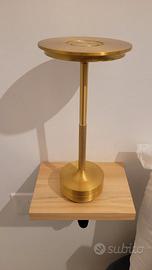 Coppia di lampade oro ricaricabili €16