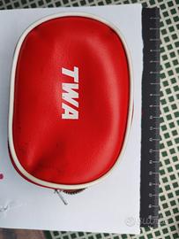 pochette vintage twa