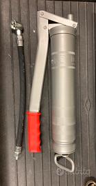 Ingrassatore manuale professionale M10x1