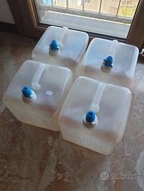 Set 4 taniche in plastica
