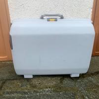 Valigia Samsonite grigio chiaro