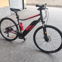 Bici trekking elettrica assistita RIVERSIDE 500