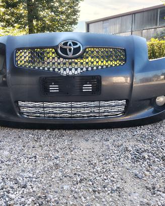 paraurti Toyota Yaris 