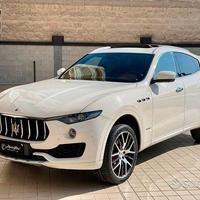 Musata completa maserati levante #277