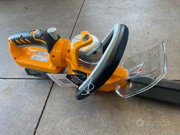 Tagliasiepi a batteria