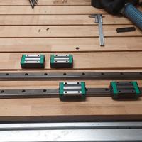 asse lineare completo a ricircolo di sfere