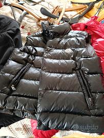 piumino smanicato Moncler L