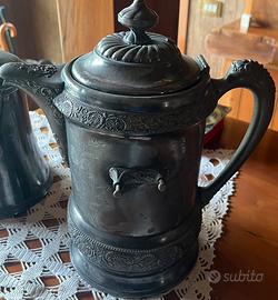 Caraffa in peltro