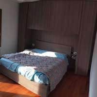 Camera matrimoniale con mobile a 6 ante