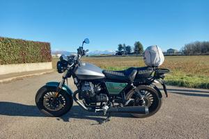 Moto Guzzi V9 Bobber centenario 2021