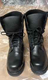 Anfibi originali nuovi