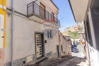 Casa Indipendente - Malvagna