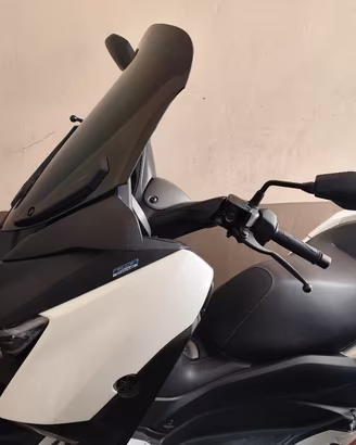 Yamaha x-max 300