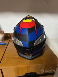 casco red bull