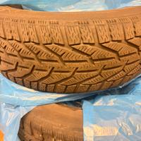 Set di 4 pneumatici invernali 205/55