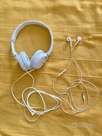 Cuffie bianche SONY + Earpods Apple