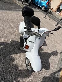 Vespa 50