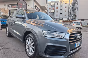 Audi Q3 2.0 TDI 150 CV S tronic * Navi * Garantita