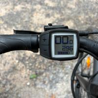 e-bike Moustache Friday 28 motore Bosch 400