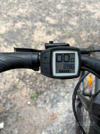 e-bike Moustache Friday 28 motore Bosch 400