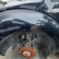 VOLKSWAGEN NEW BEETLE 2004 - PARAFANGO SINISTRO