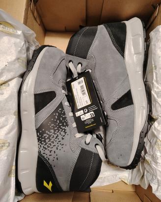 Scarpe antinfortunistiche alte diadora utility 44