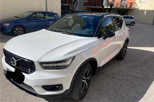 Volvo xc40 r-desig
