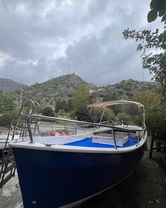 Barca Lancia gozzo in vetroresina Escursioni