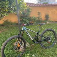 Bicicletta Mountain Bike Marin Rift Zone 2 MTB