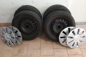 cerchi e pneumatici 175/65 R14 copricerchi  VW Up!