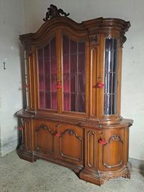 vetrina in noce massello