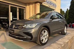 VOLKSWAGEN Tiguan 2.0 TDI 150 CV SCR DSG Eleganc