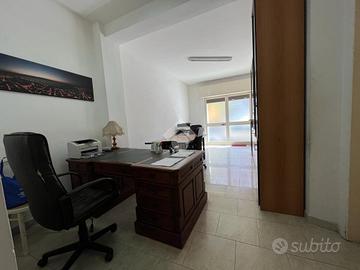 2 LOCALI A REGGIO DI CALABRIA