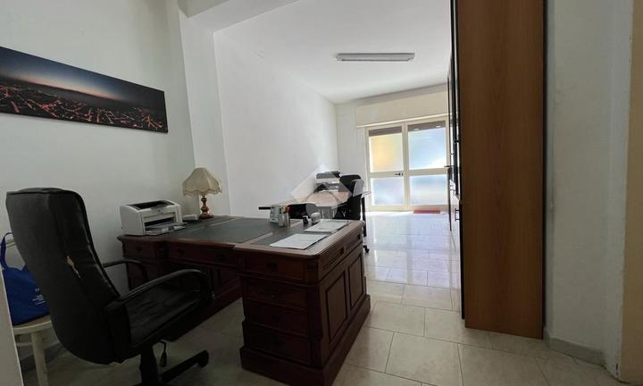 2 LOCALI A REGGIO DI CALABRIA