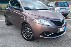 Lancia Ypsilon Ecochic Platinum