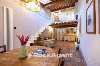 APPARTAMENTO IN CENTRO STORICO