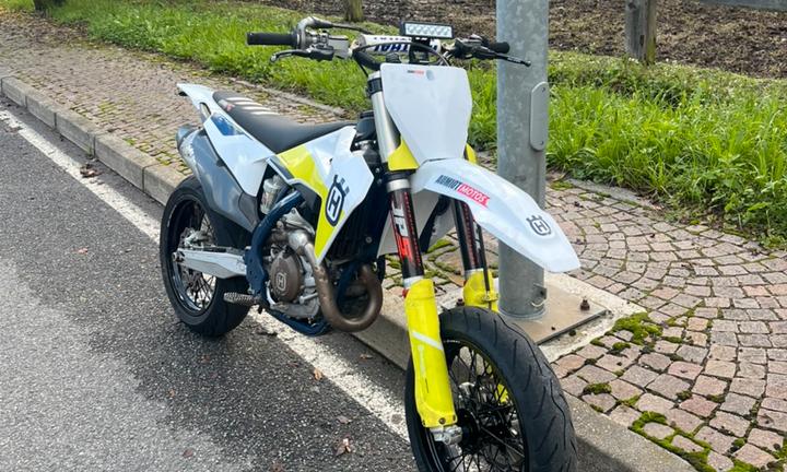 Husqvarna fc 450 targato motard-cross