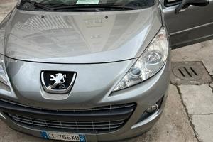 Pegeout 207