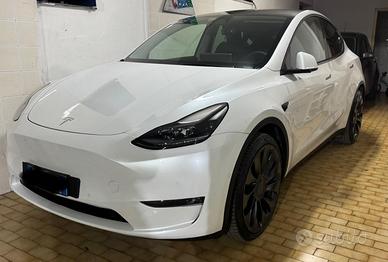 Tesla model y dual motor long range awd
