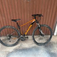 Bicicletta montan bike (nero-arancione)