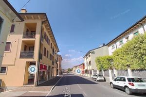 Bilocale Castel D'Azzano Arredato