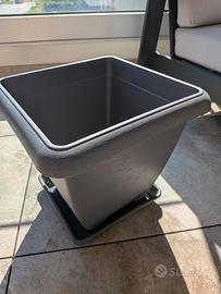 vaso di plastica colore antracite 40cm