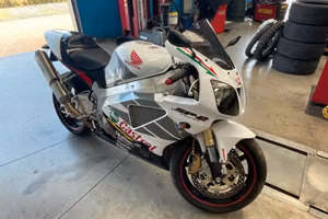 HONDA VTR 1000 SP2