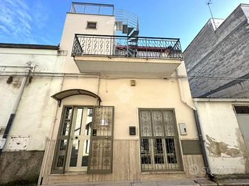 CASA INDIPENDENTE A CANOSA DI PUGLIA