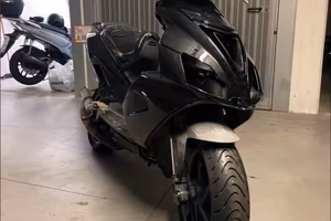 Aprilia SR R