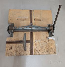 Cordonatrice manuale