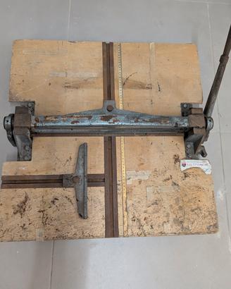 Cordonatrice manuale
