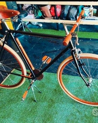 bicicletta in legno
